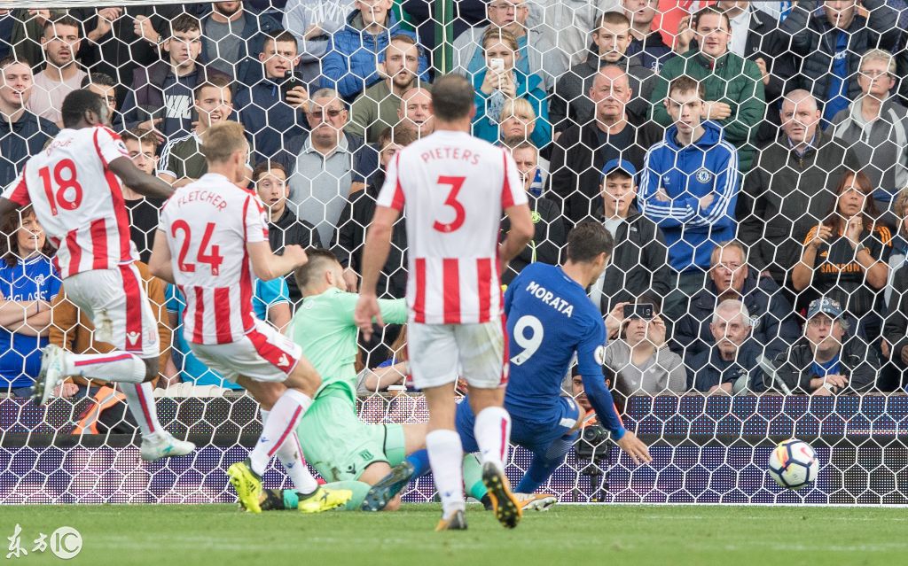 关于拜仁鏖战克罗地亚，孔蒂完成帽子戏法的信息