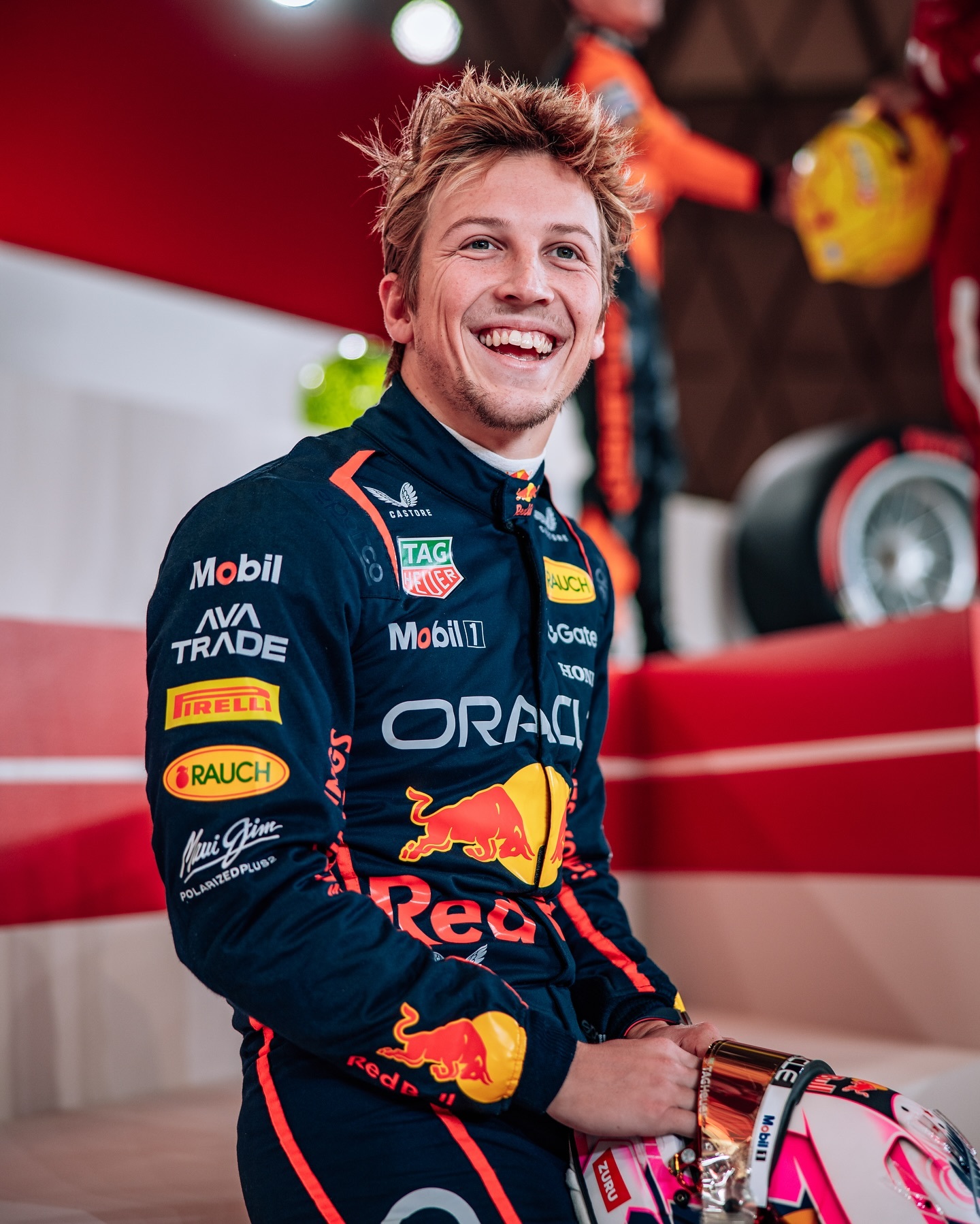 爱游戏入口-红牛二队横扫威廉姆斯，皮亚斯特里带队取胜