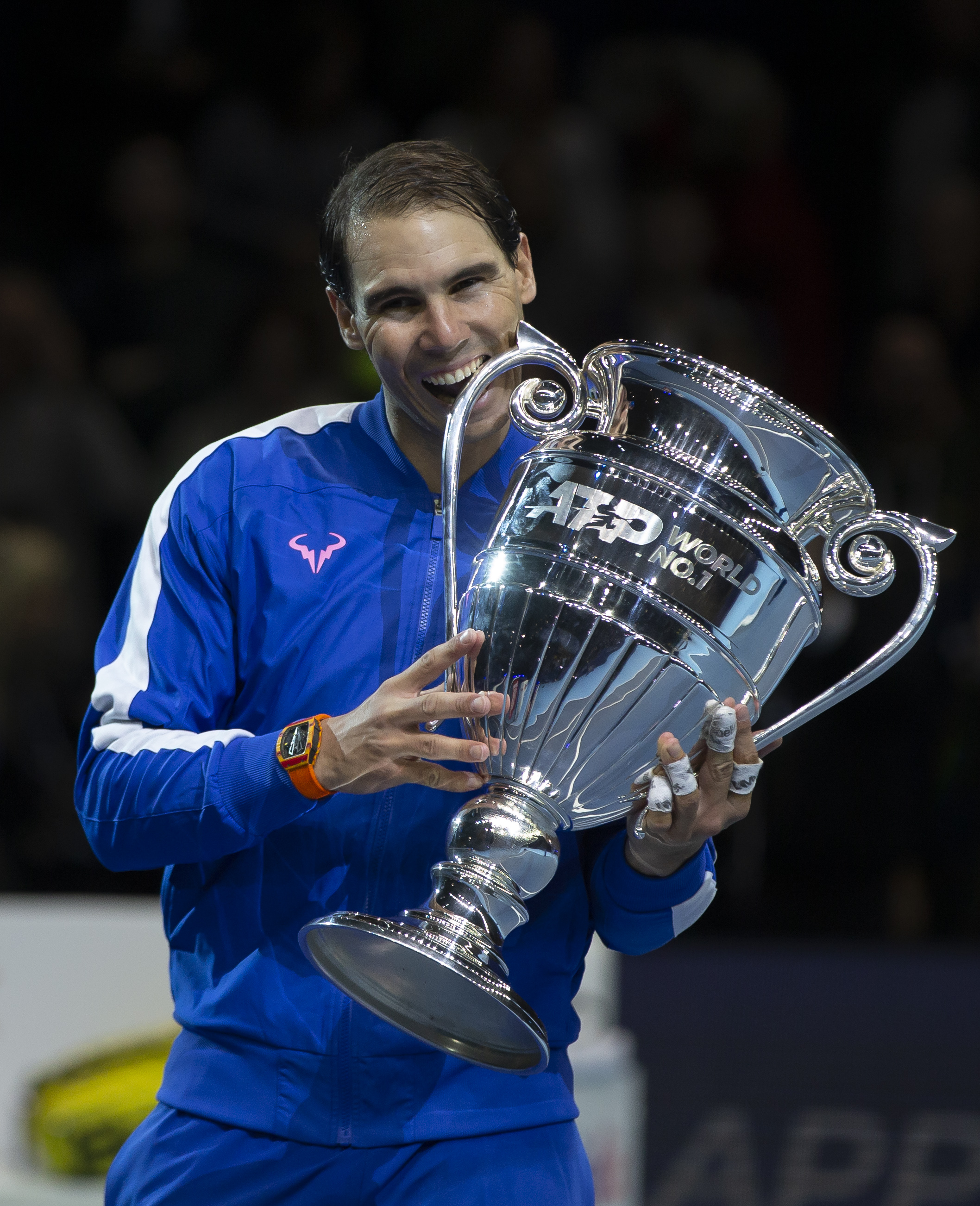 爱游戏大厅-戴维斯杯险胜ATP总决赛，纳达尔统治全场