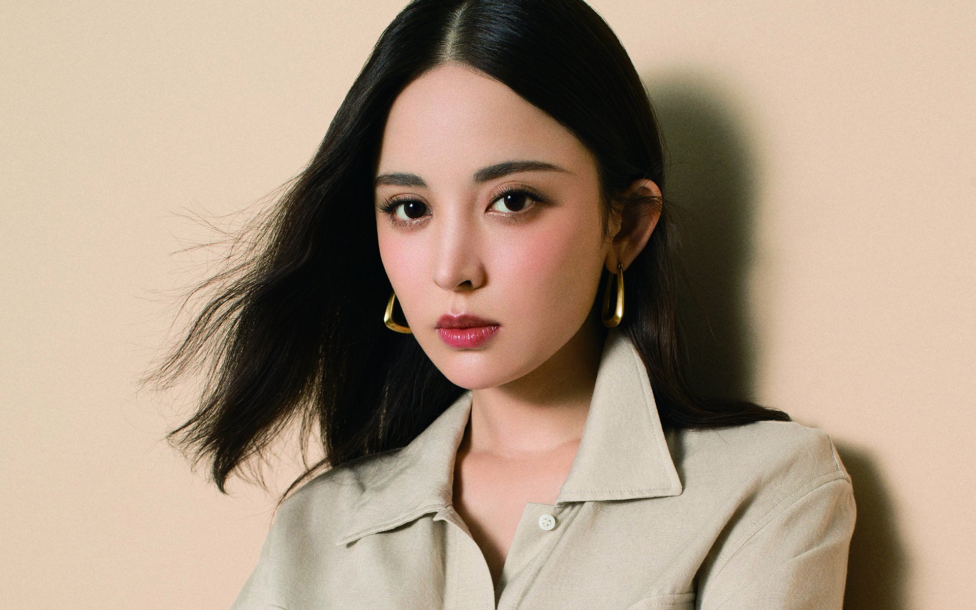 绿茵上的跨界风暴，当雷恩的星光映照威尔士传说，若日尼奥点燃不列颠的雨夜