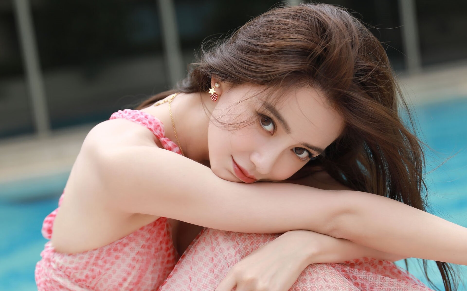 爱游戏APP-在德国的土地，他们上演了最震撼的逆袭—里昂唯一的欧冠决赛路