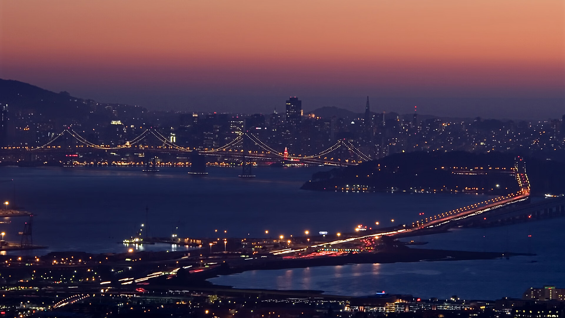 爱游戏下载-德里赫特头球定江山，AC米兰客场冲垮乌克兰防线